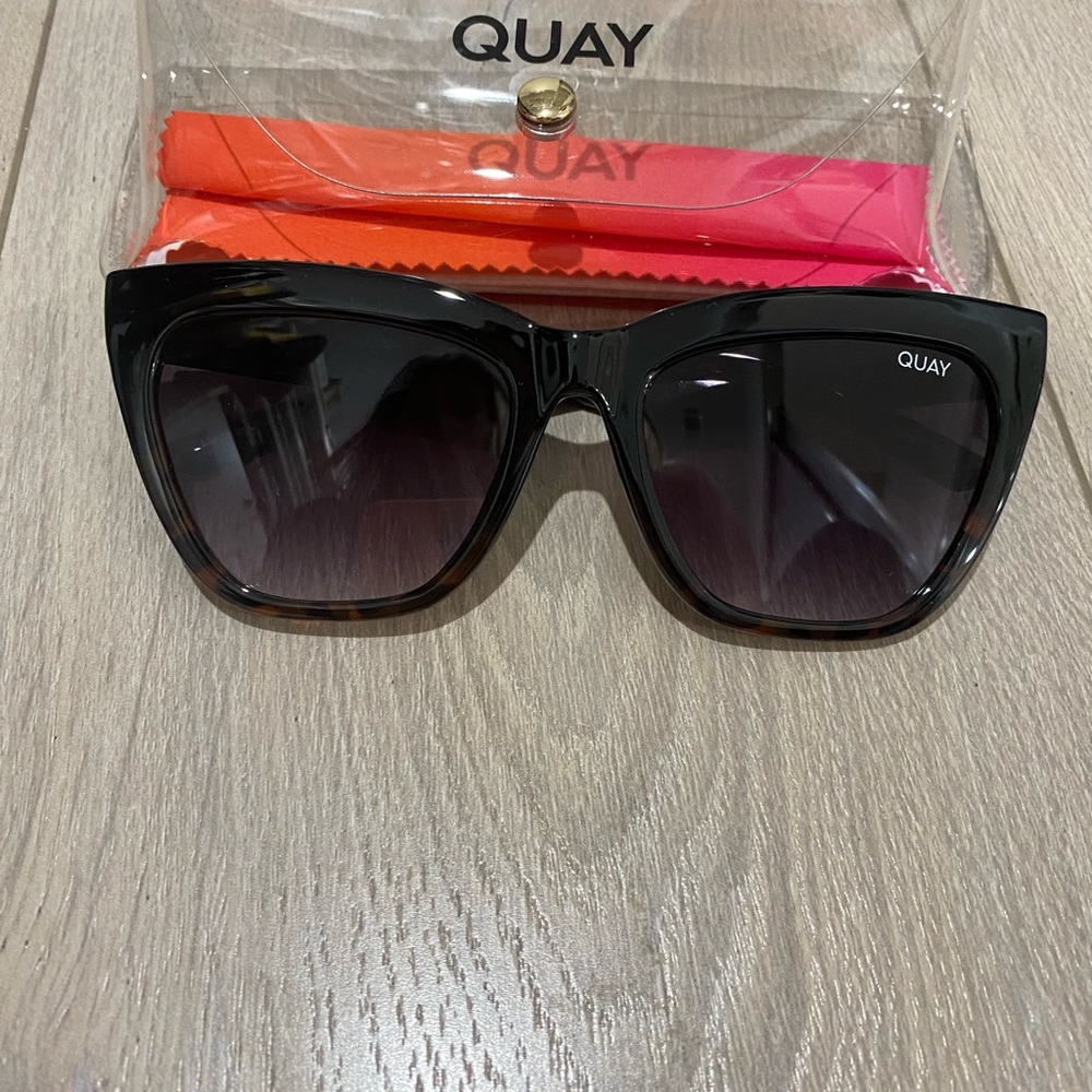🌟Brand new Quay Australia For Keeps Sunnies🌟
